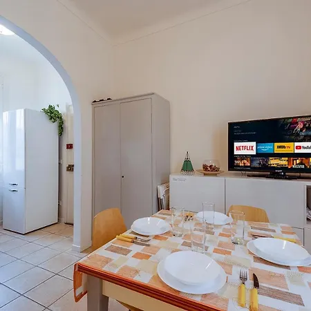 Il Gattino Di - Trilocale Centro E Stazione Del Treno San Remo