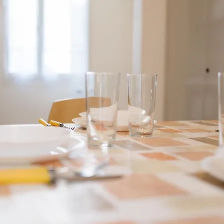 Il Gattino Di - Trilocale Centro E Stazione Del Treno * San Remo