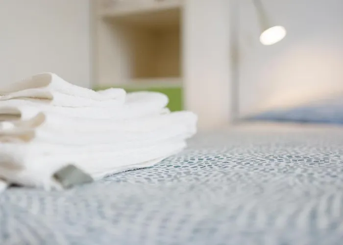 Il Gattino Di 1 - Centro E Stazione Del Treno * Sanremo